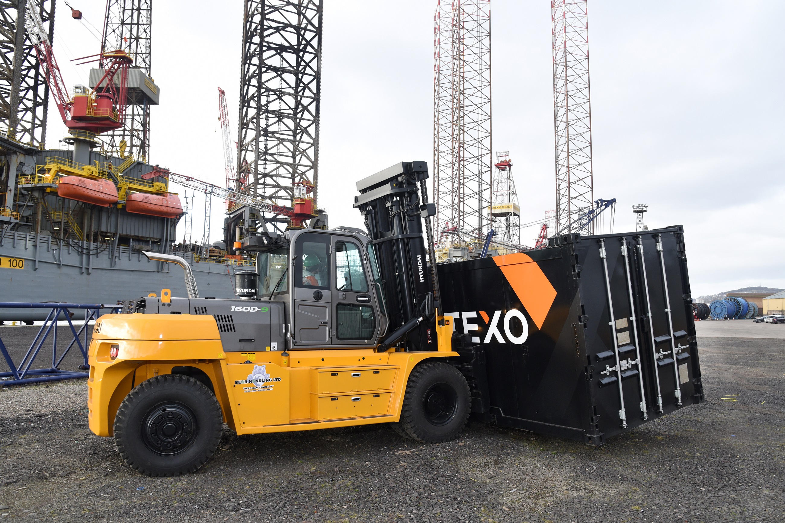 Bear Handling Sign Deal With Engineering Giant Texo Through Forklift Supply Cea Construction Equipment Association